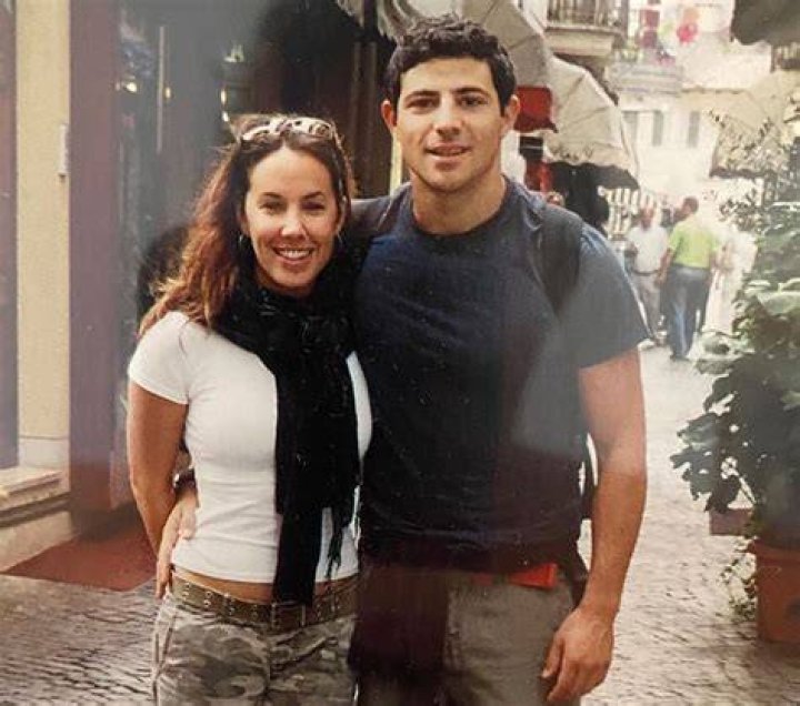 Matt Gutman Wife