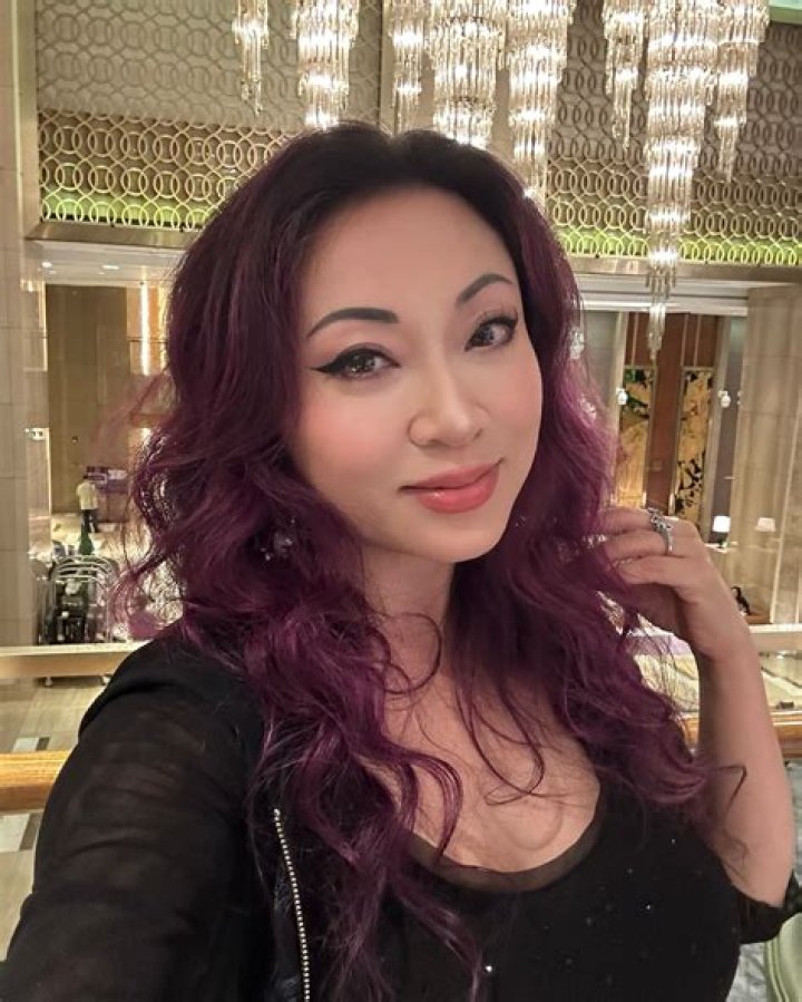 Yaya Han