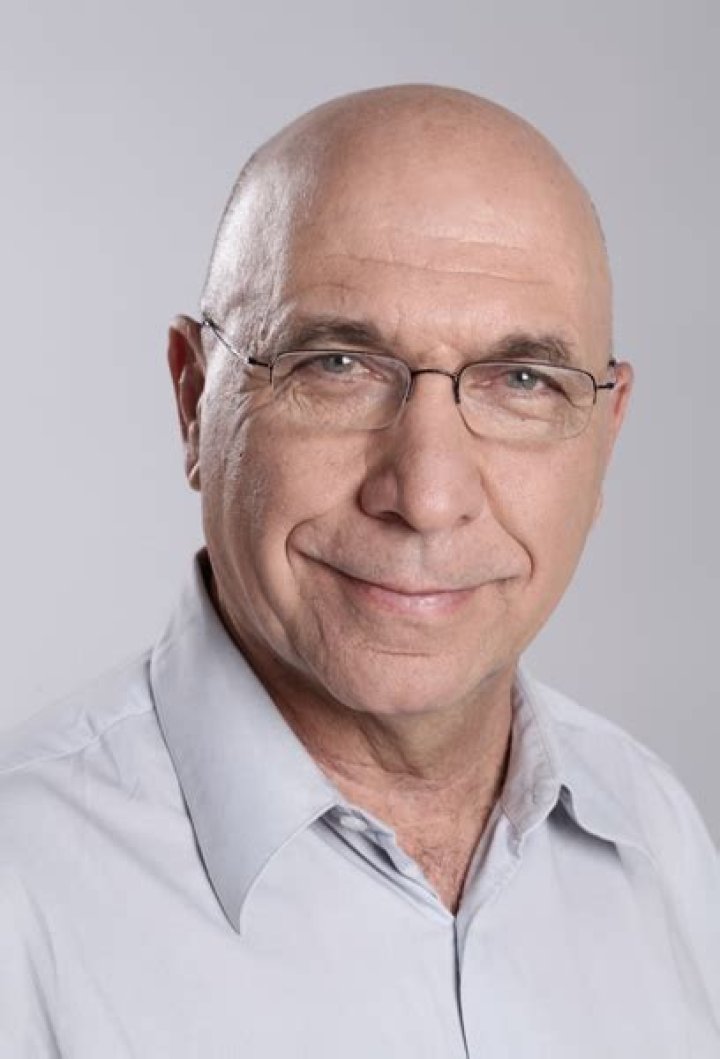 Zvi Eckstein